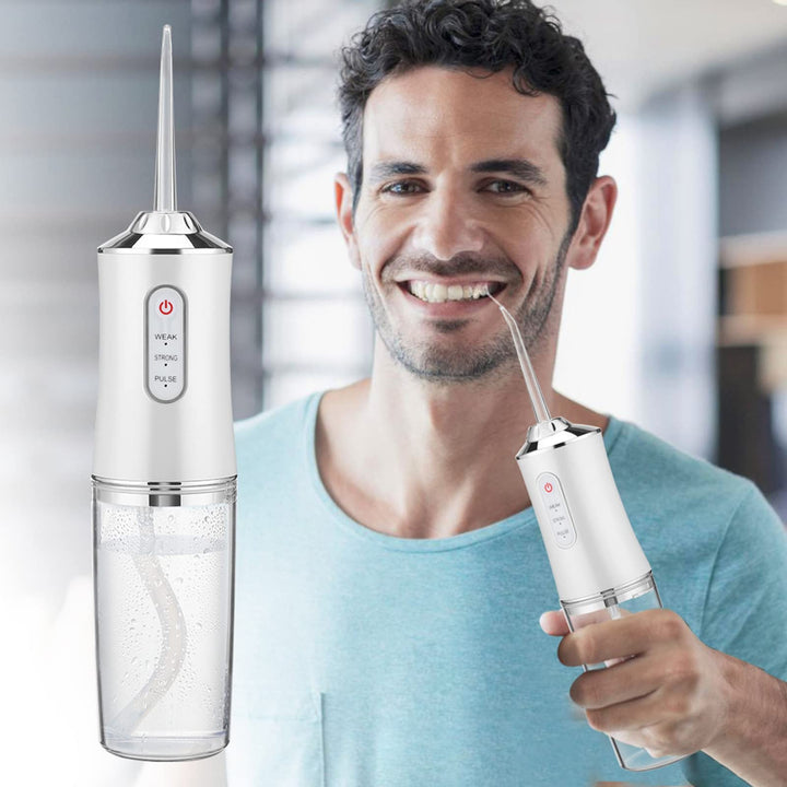 Irrigador bucal recargable